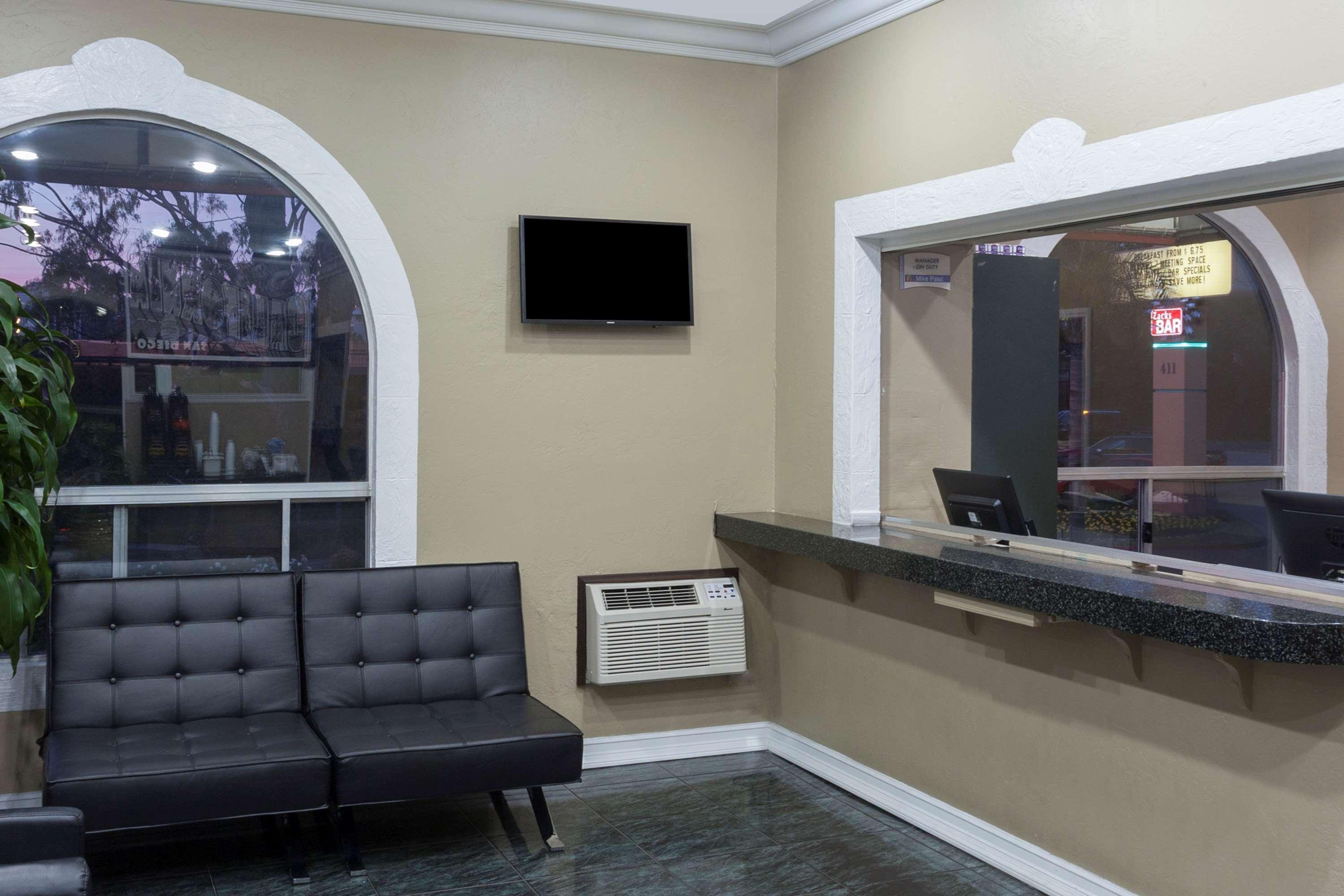 Super 8 By Wyndham San Diego Hotel Circle Ngoại thất bức ảnh