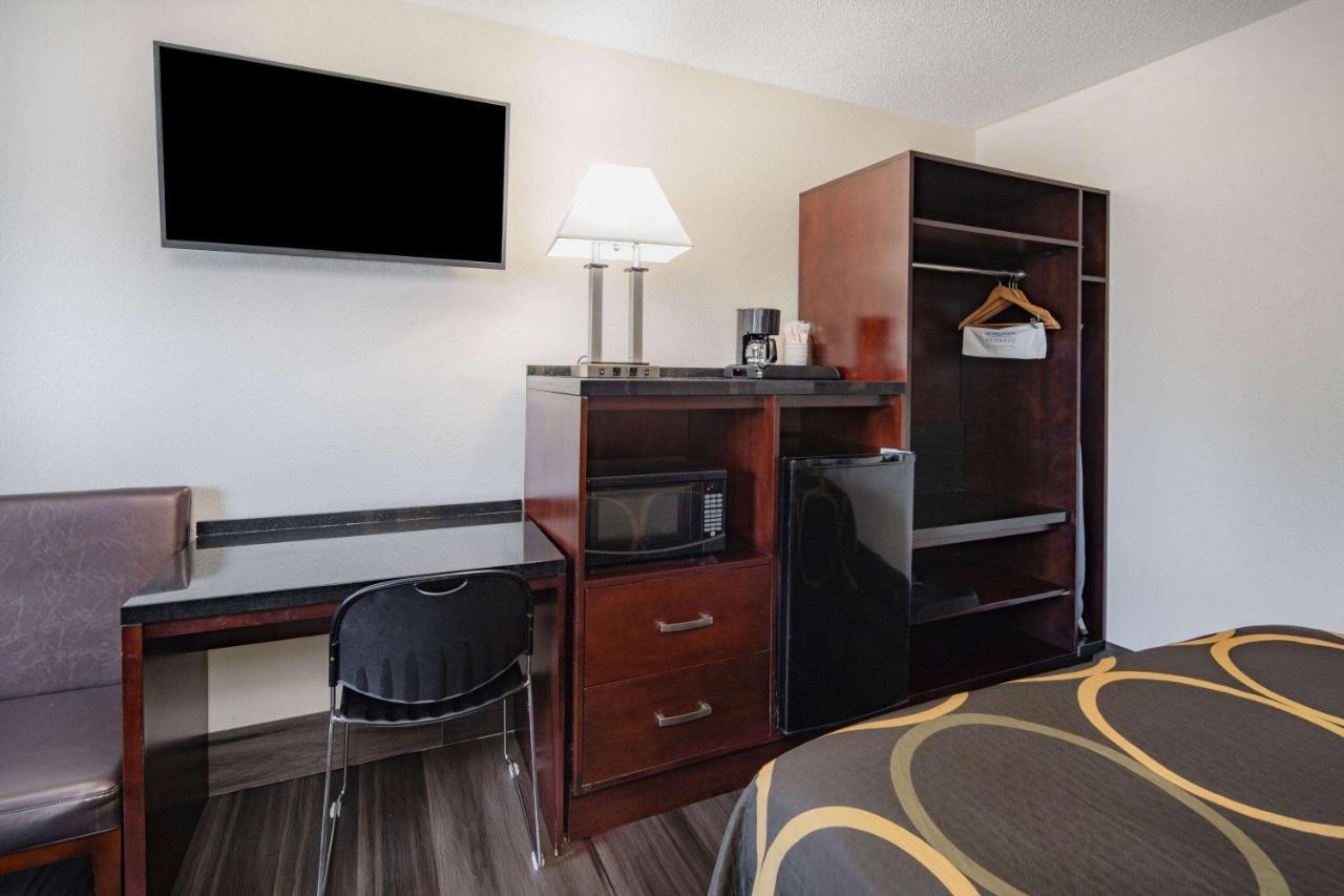 Super 8 By Wyndham San Diego Hotel Circle Ngoại thất bức ảnh