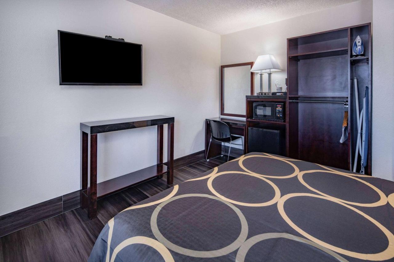 Super 8 By Wyndham San Diego Hotel Circle Ngoại thất bức ảnh